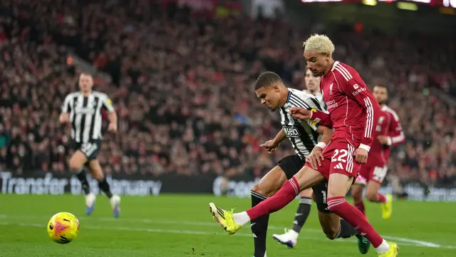 Hugo Ekitike mencetak gol pertamanya di laga Liverpool vs Newcastle di pekan ke-24 Liga Inggris 2025/2026 di Anfield, Minggu (01/02/2026) dini hari WIB.