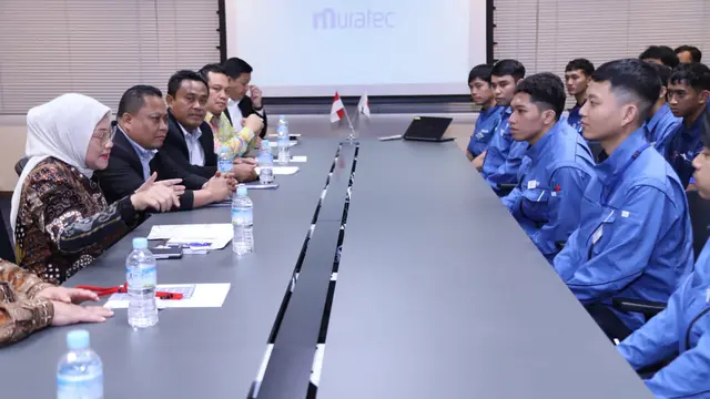 Menaker Ida Fauziyah Sapa Peserta Magang di Jepang