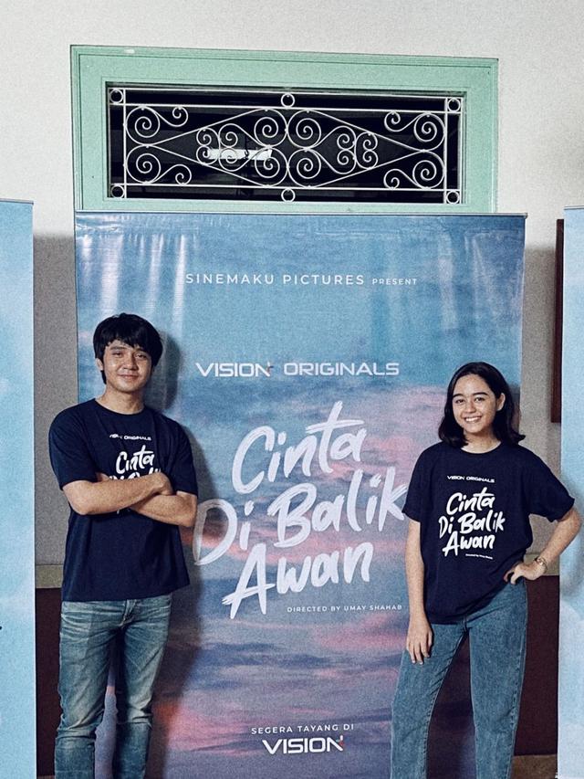 Jadi Produser, Ini 7 Momen Prilly Latuconsina Jalani Selamatan di Hari Pertama Syuting