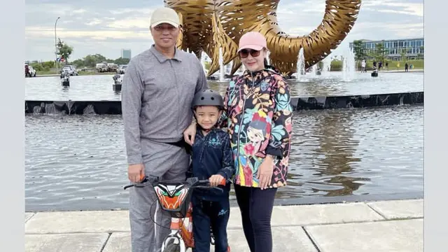 Lama tak tampil di televisi sebagai penyanyi dangdut, berikut potret Uut Permatasari Istri Kapolres saat Masa Kehamilan, credit: @uutpermatasari