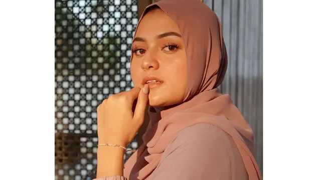 6 Pesona Rachquel Nesia saat Berhijab, Aktris Hits FTV