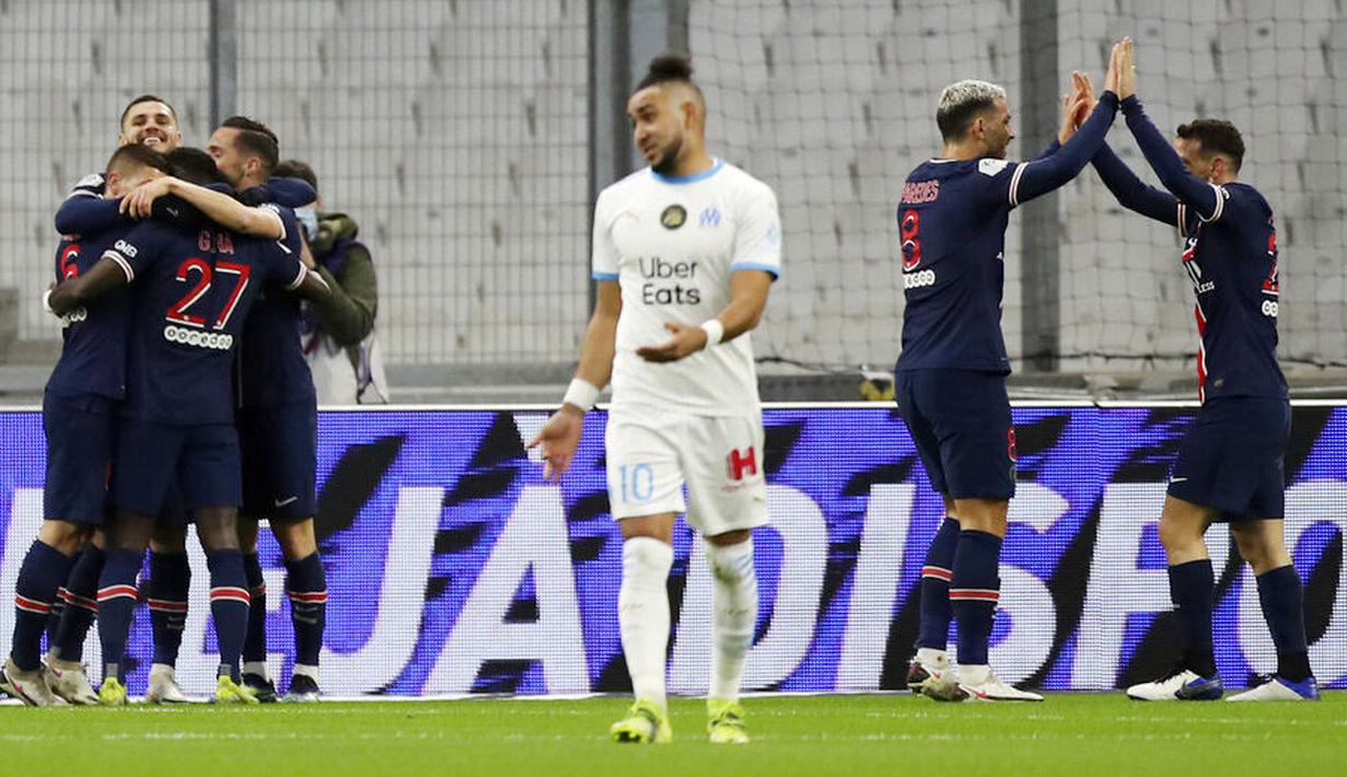 Paris Saint-Germain (PSG) sukses menjadi jawara pada laga derbi bertajuk Le Classique melawan Marseille. (AP Photo/Daniel Cole)