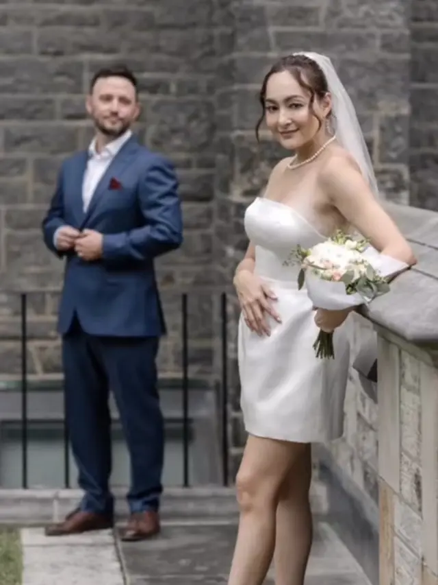 Penampilan Simple Dewi Rezer saat Menikah dengan Ethan Alarmk