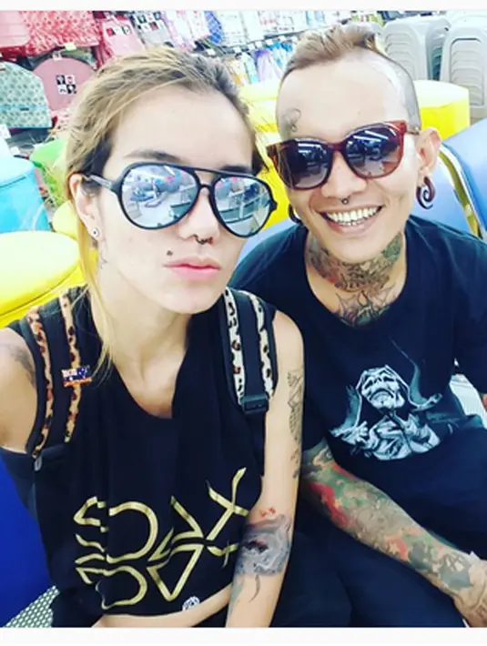 Pemain film ‘Eskul’ (2006) ini juga dikabarkan sedang tidak harmonis dengan suaminya. Beberapa nitizen turut prihatin dengan berita tersebut. (Instagram/@sheilamarciajoseph)