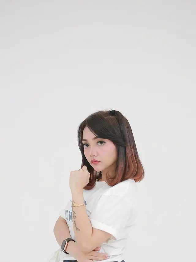 6 Potret Syahiba Saufa, Pedangdut Asal Jawa Timur yang Disebut Mirip Rina Nose
