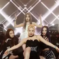 Pesona Aespa Tampil di Coachella dengan Busana Glamornya, credit: Instagram/aespa_officia