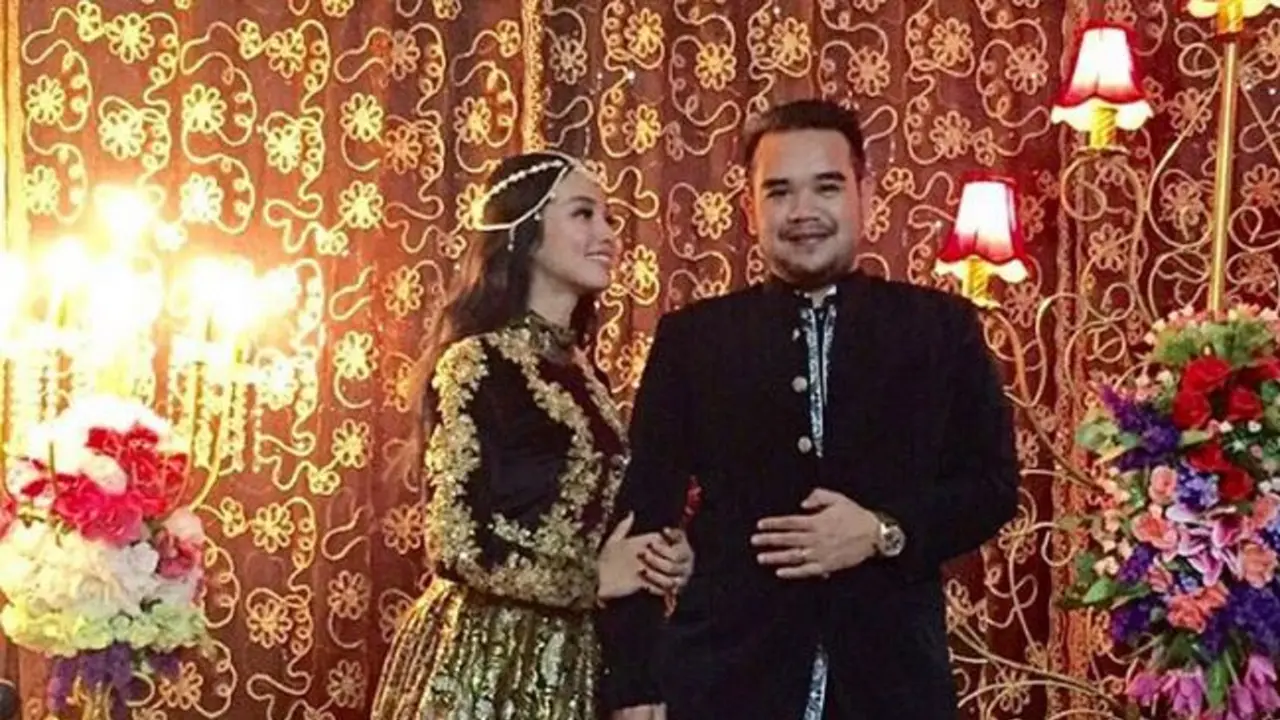 Tya Arifin dan Asyraf Khalid