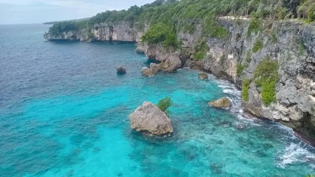 Tebing Apparalang di Desa Wisata Ara