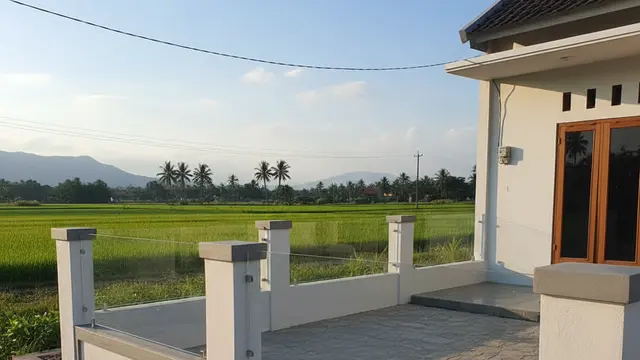 Model Pagar Tembok Rendah Anti Ular Sawah di Rumah Pedesaan