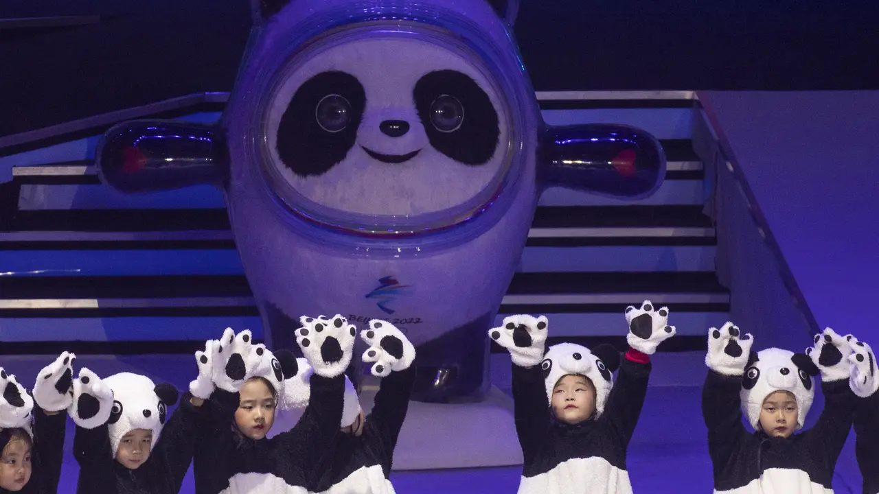 Bing Dwen Dwen, Maskot Olimpiade Musim Dingin Beijing 2022