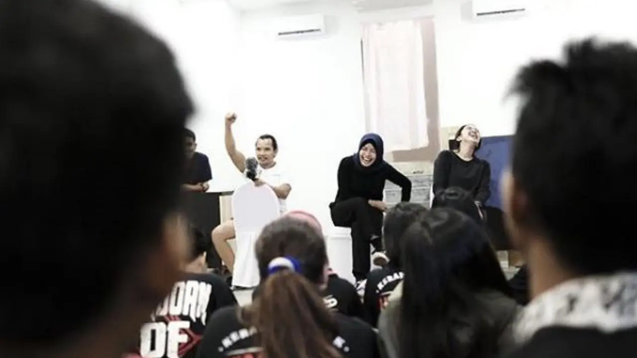 [Bintang] Tantri Kotak