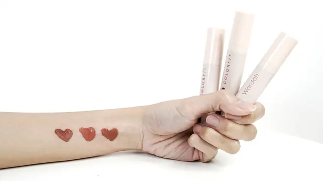 Review 5 Produk Lip Favorit dari Wardah, Nggak Hanya Bikin Cantik Tapi Juga Wujudkan #NoDramaDramaLips (3)