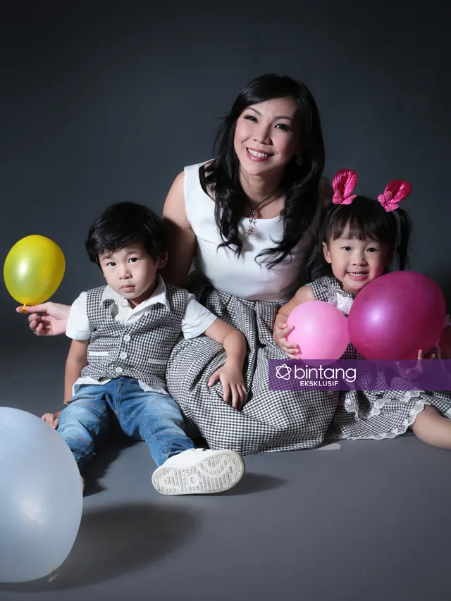 Eksklusif Feronica Kristoofer (Foto: Deki Prayoga, Digital Imaging: M. Iqbal Nurfajri/Bintang.com)