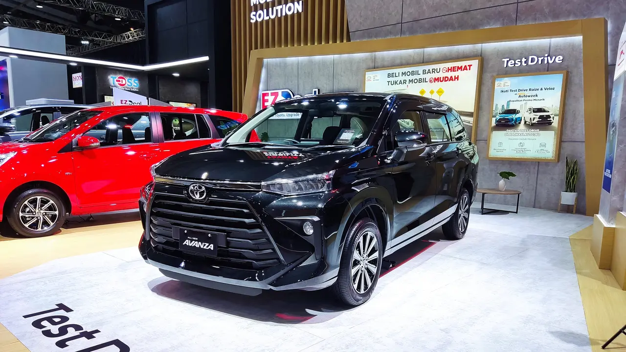 Toyota Avanza dipajang di acara otomotif Gaikindo Jakarta Auto Week