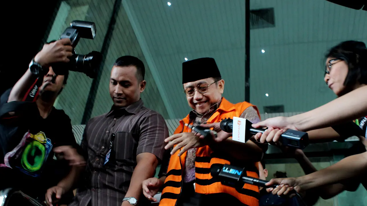 Mantan Sekjen ESDM Waryono Karno