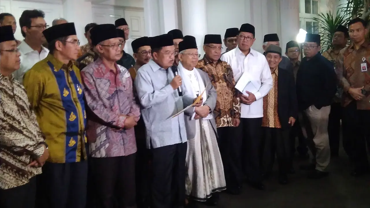 Pejabat negara dan pemimpin ormas Islam berkumpul di rumah Wapres Jusuf Kalla (Merdeka.com/ Muhammad Genantan Saputra)