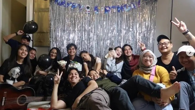 Perayaan ultah Cinta Brian ke-25 dihadiri Callista Arum hingga Sandrinna Michelle (Foto: instagram juniorrobertss)