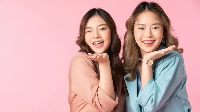 Rekomendasi Skincare Makeup dengan Formula Ringan, Bikin Wajah Cantik Natural