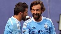 Andrea Pirlo dan David Villa