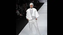 Rancangan-rancangan Etu ini didominasi oleh warna putih dan abu-abu, Jakarta, Sabtu (1/11/2014). (Liputan6.com/Panji Diksana)