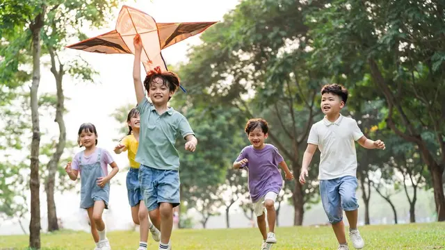 Ilustrasi anak-anak bermain/freepik.com/1112000