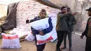 Krisis pangan di Gaza terjadi akibat pasokan yang terdampak invasi militer Israel. (BASHAR TALEB/AFP)