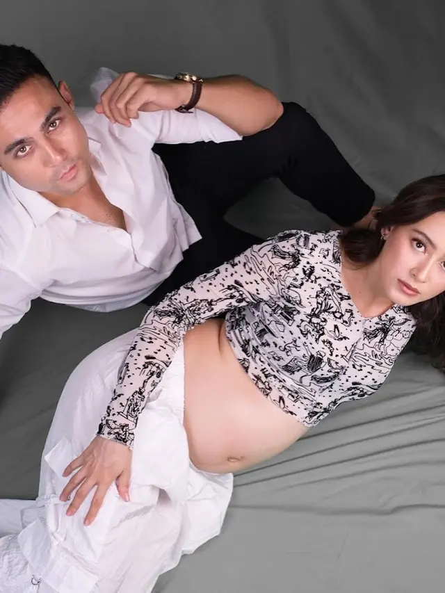 6 Momen Maternity Shoot Laura Theux dan Indra Brotolaras, Pamer Baby Bump