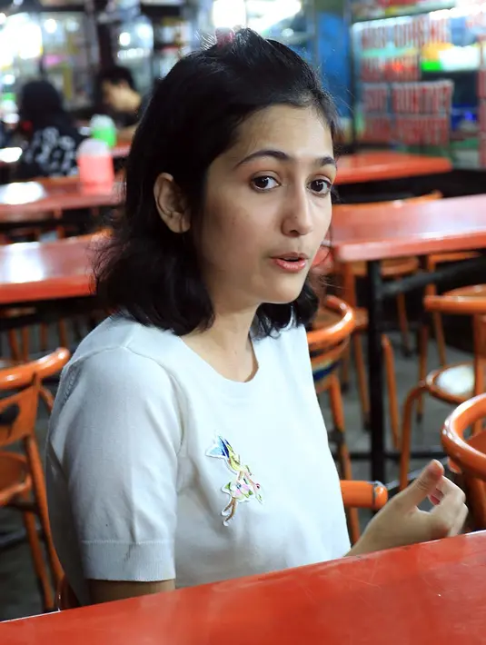 Aisyah warga Medan, anak nongkrong, menyambut senang dengan bertambahnya warga boru Siregar. Dengan demikian, ada ketertarikan orang lain mengambil marga Siregar. (Deki Prayoga/Bintang.com)