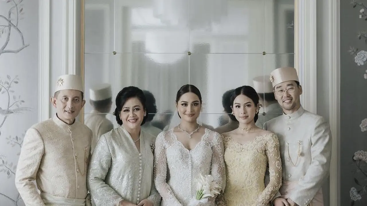 Tampilan Jessy Choi Kenakan Pakaian Melayu di Pernikahan Adik Maudy Ayunda, credit: @maudyayunda