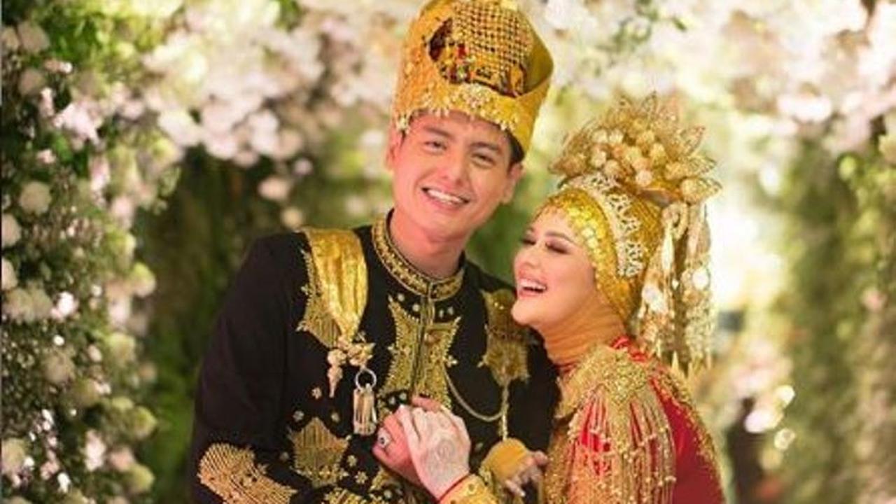 Cut Meyriska - Roger Danuarta (Foto: Instagram/@cutratumeyriska)