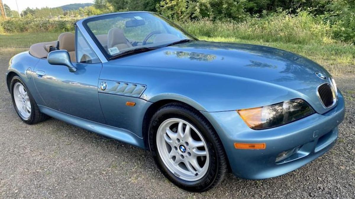 BMW Z3 Edisi James Bond Masuk Daftar Lelang - Otomotif Liputan6.com