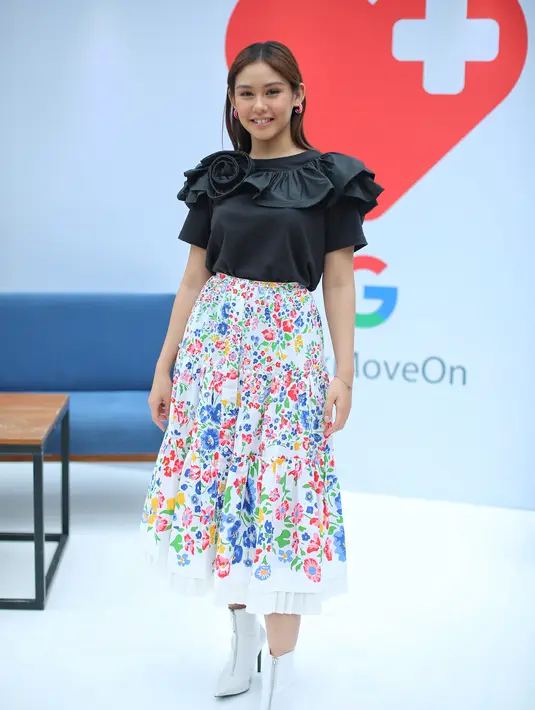 Vanesha Prescilla di temui kawasan SCBD, Jakarta Selatan, Kamis (6/2/2020). (Adrian Putra/Fimela.com)