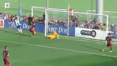 Video highlights pertandingan Espanyol B tempat Evan Dimas belajar saat melawan Barcelona B yang berakhir dengan skor 3-2 pada bulan September 2015 lalu. 