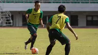 Pemain Persib, Rahmad Hidayat, mengikuti seleksi Timnas Indonesia di Stadion Pekansari, Bogor, Jawa Barat, Selasa (9/8/2016). (Bola.com/Vitalis Yogi Trisna)