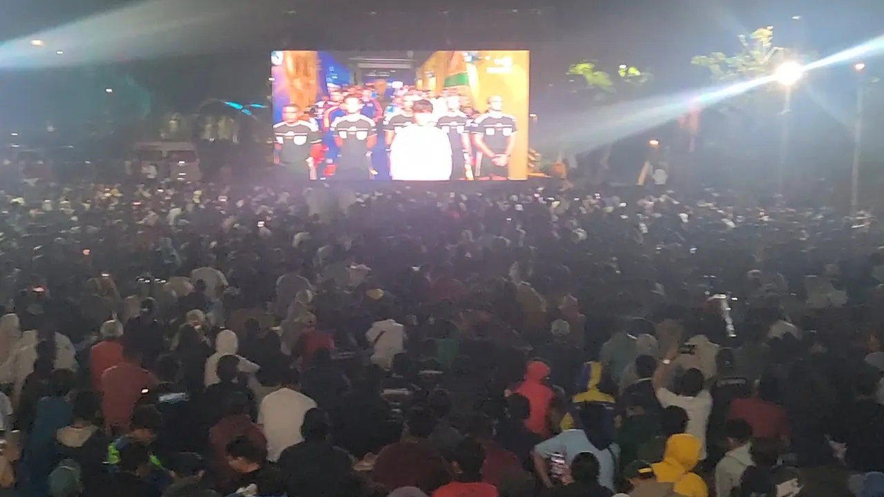 Ribuan Warga Depok Padati Alun-Alun Kota Depok Pada Nobar Piala Dunia 2026