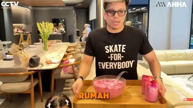 Potret Dapur dan Ruang Makan di Rumah Atta Halilintar (YouTube/The Atta Family)