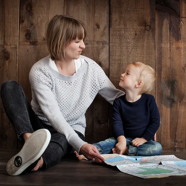 Tidak Perlu Panik Begini 4 Cara Mengatasi Anak Hiperaktif Parenting Fimela Com