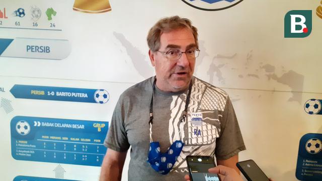 Pelatih Persib - Robert Alberts