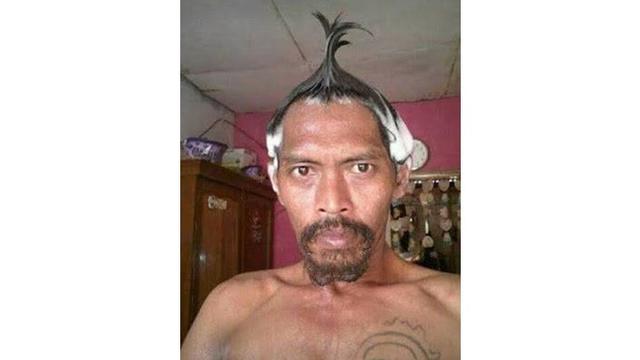 6 Kelakuan Nyeleneh Bapak-Bapak Saat di Rumah Ini Bikin Tepuk Jidat