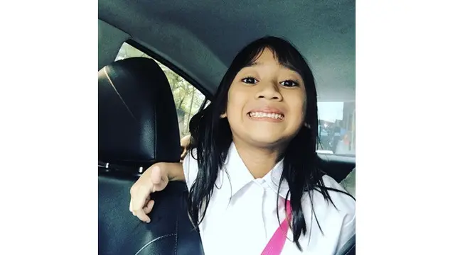 Jarang Terekspos, Ini 6 Potret Ralia Rules Anak Rian D'Masiv yang Jadi YouTuber