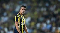 Robin van Persie, merasa dibohongi oleh Sir Alex Ferguso di Manchester United, (AFP/Ozan Kose)