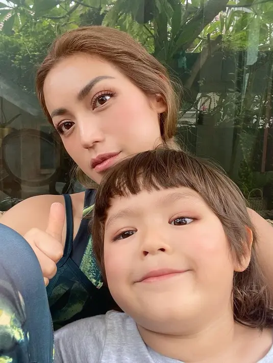 (Instagram/inijedar)