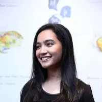 Rachel Amanda yang dibesarkan namanya melalui akting tidak serta merta meninggalkan dunia yang telah membesarkan namanya itu. Sedang aktif menulis, dara cantik ini tetap ingin bermain dalam sebuah film. (Nurwahyunan/Bintang.com)