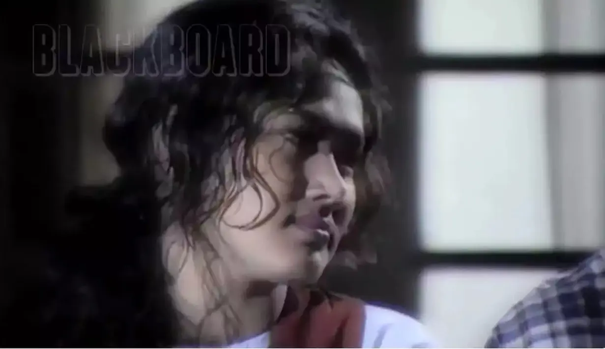 Dulu berwajah lugu, kini ia menjadi penyanyi dan politisi sukses. [Youtube Sha Silaban]