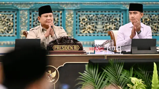 Presiden Prabowo Subianto saat memimpin sidang kabinet paripurna di Istana Negara Jakarta, Jumat (13/3/2026) (Biro Pers)