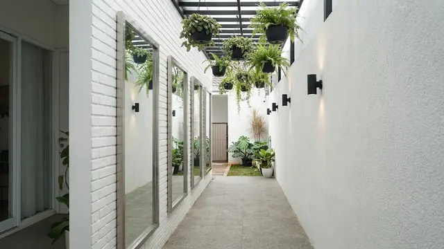 Model Selasar Samping Rumah yang Sempit