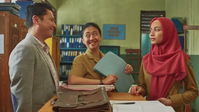 [Fimela] Film Guru-Guru Gokil