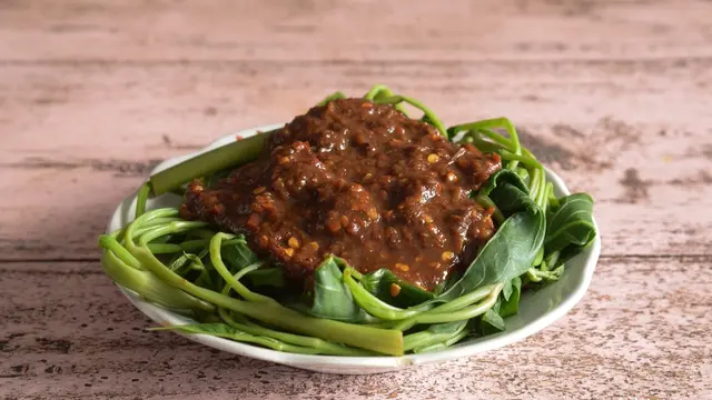 Rujak Kuningan.