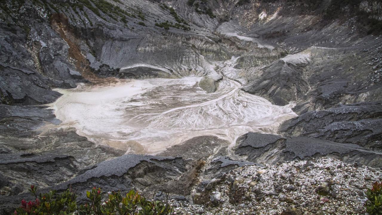 Kawah Tangkuban Perahu