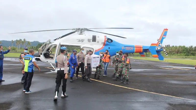 Helikopter ini tiba di Bandara Melonguane, Kabupaten Kepulauan Talaud, Jumat (29/01/2021), sekitar pukul 09.34 Wita.